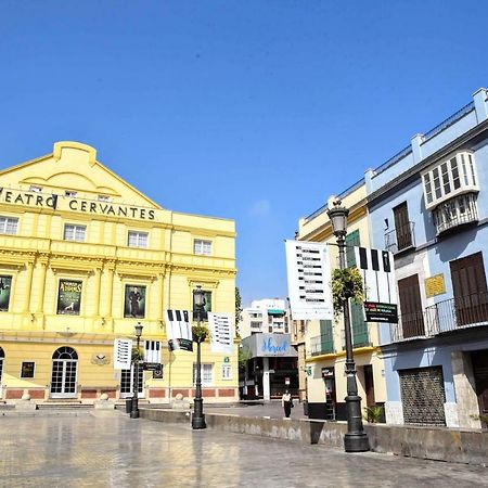 Homely Málaga Loft Gaona Centro Exterior foto