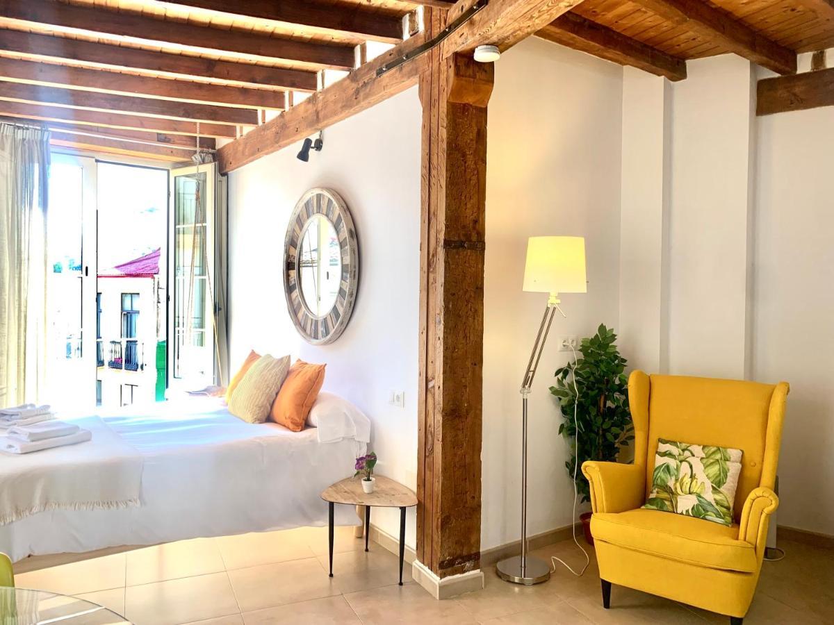 Homely Málaga Loft Gaona Centro Exterior foto